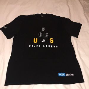 Men’s lakers shirt